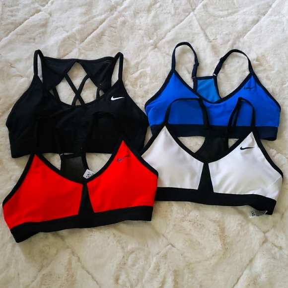 Nike Other - NWOT Nike sport bras sz S